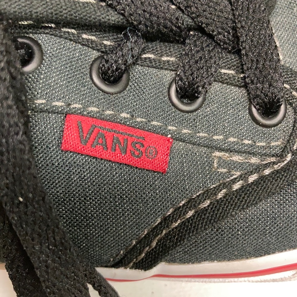 KIDS Vans - Picture 3 of 8